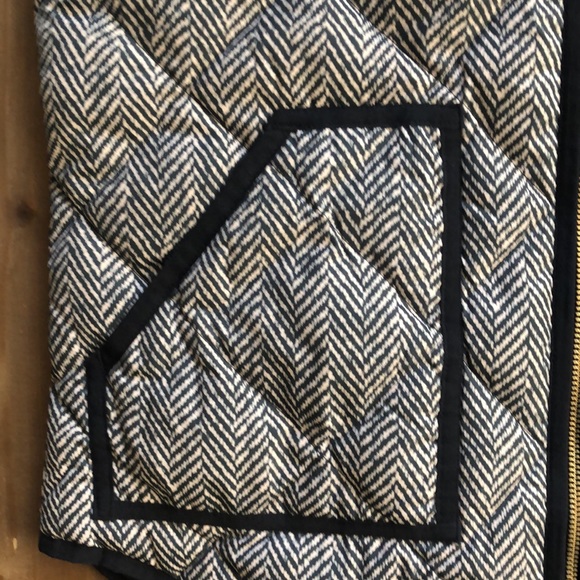 J. Crew herringbone puffy vest - size medium - Picture 3 of 5